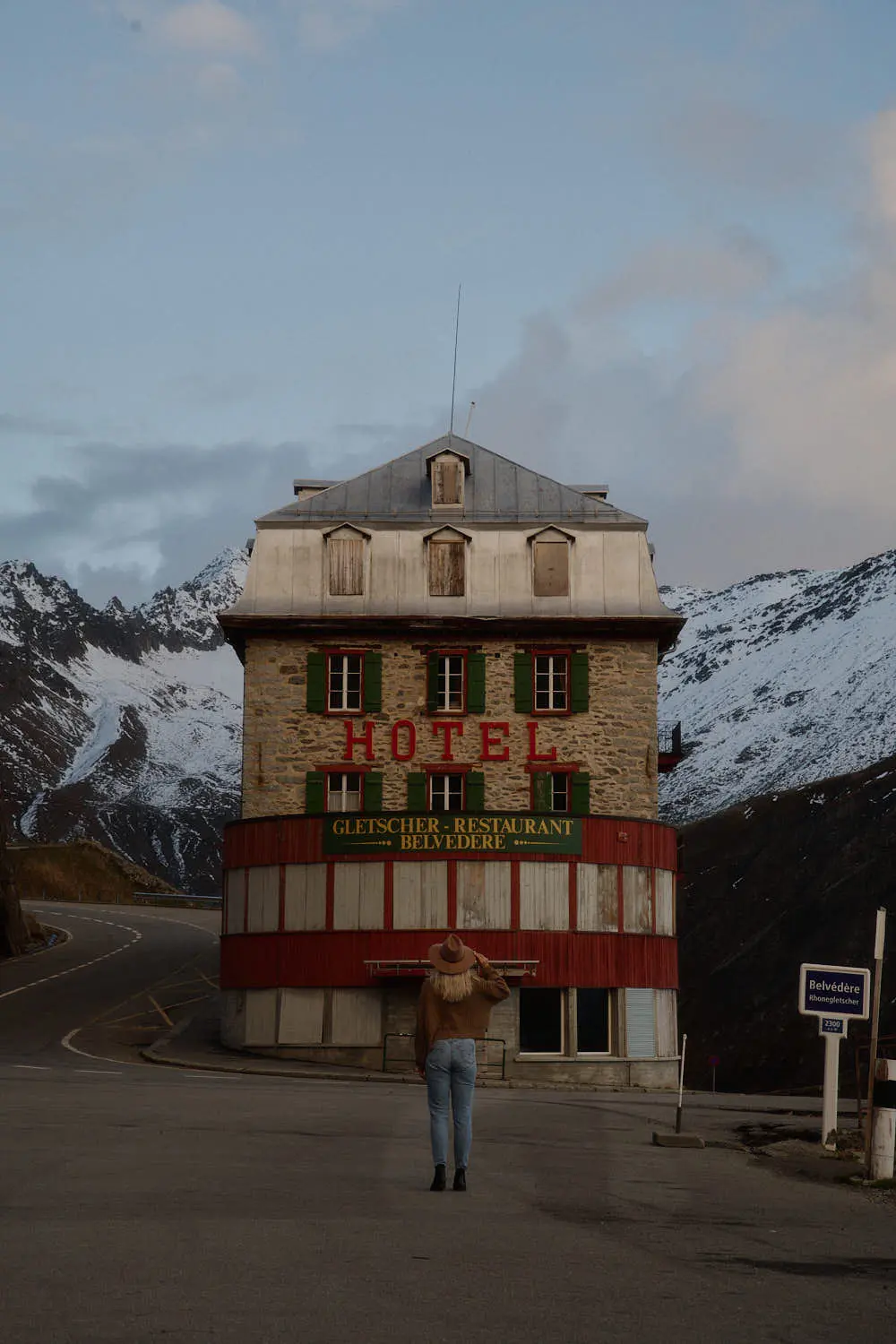 About 30 about us 33